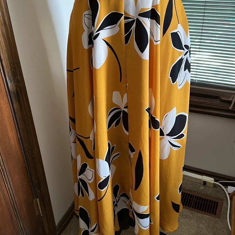 Who What Wear | Yellow Floral Midi Dress Size M - Picture 6 of 15